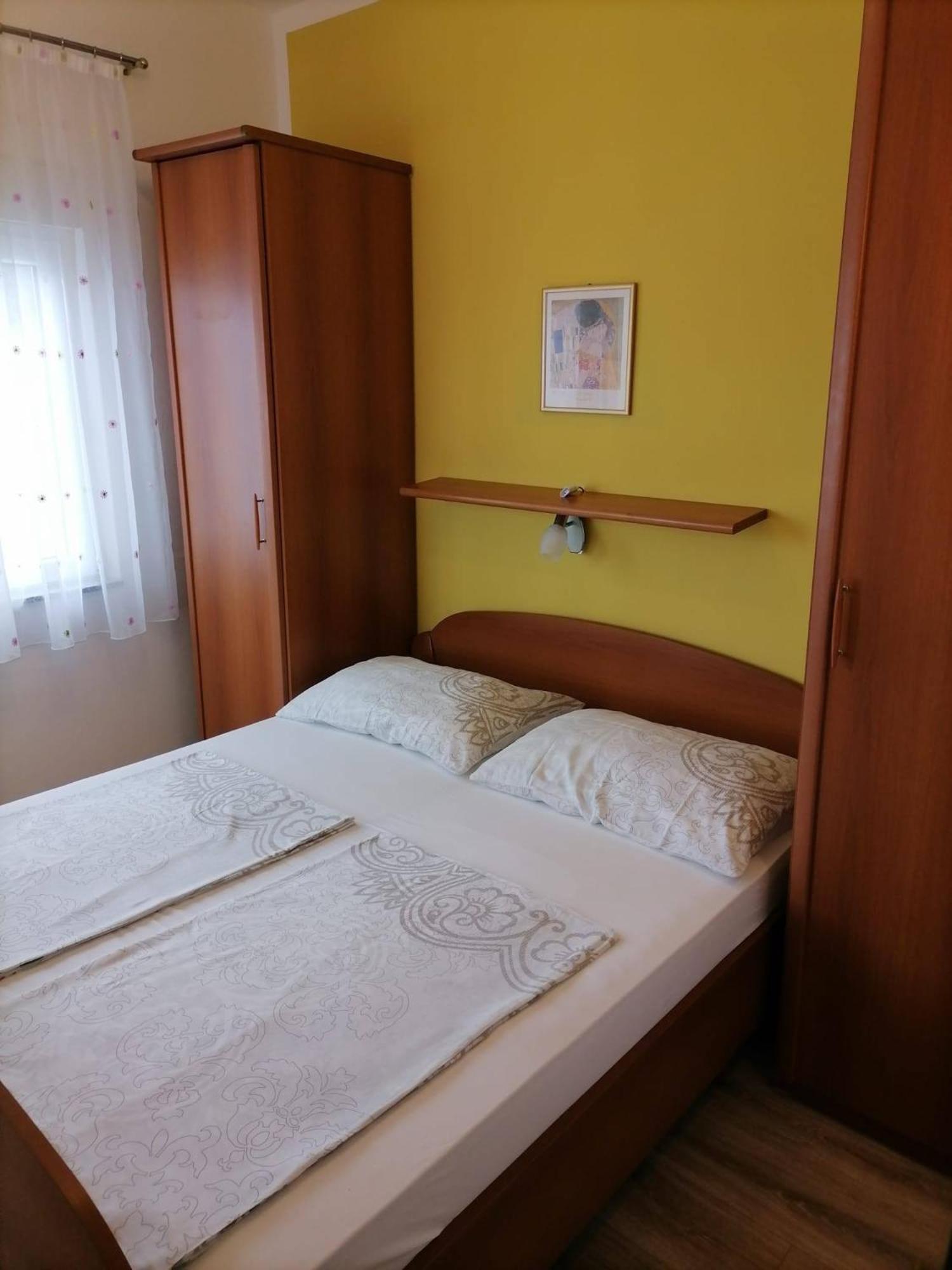 Apartments By The Sea Supetarska Draga - Donja, Rab - 11769 Kültér fotó